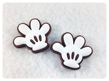 Load image into Gallery viewer, Set of 2 - PVC Resin - Mr. Mouse - White Gloves
