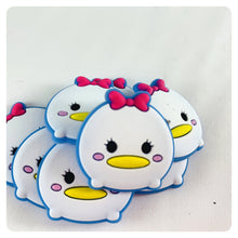 Load image into Gallery viewer, Set of 2 - PVC Resin - Daisy Duck
