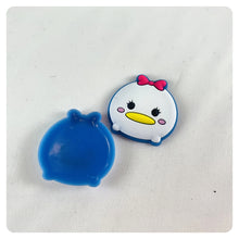 Load image into Gallery viewer, Set of 2 - PVC Resin - Daisy Duck
