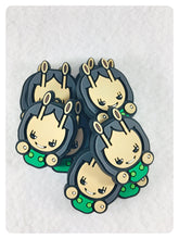 Load image into Gallery viewer, Set of 2 - PVC Resin - Mantis - Guardians

