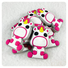 Load image into Gallery viewer, Set of 2 - PVC Resin - Unicorn
