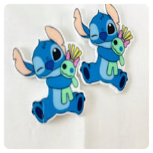 Load image into Gallery viewer, Set of 2 - Planar Resin - Stitch - Winking - Scrump

