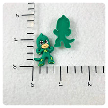 Load image into Gallery viewer, Set of 2 - PVC Resin - PJ Masks - Gekko

