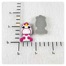 Load image into Gallery viewer, Set of 2 - PVC Resin - Unicorn
