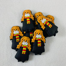 Load image into Gallery viewer, Set of 2 - PVC Resin - HP - Muggle Girl - Hermione
