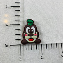 Load image into Gallery viewer, Set of 2 - PVC Resin - Goofy
