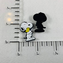 Load image into Gallery viewer, Set of 2 - PVC Resin - Snoopy - Cute Dog
