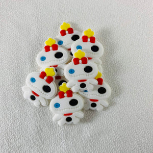 Set of 2 - PVC Resin - Scrump - Stitch - white
