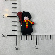 Load image into Gallery viewer, Set of 2 - PVC Resin - HP - Wizard Boy with Scarf
