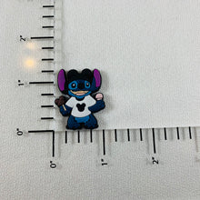 Load image into Gallery viewer, Set of 2 - PVC Resin - Stitch goes to Disney
