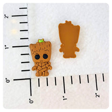 Load image into Gallery viewer, Set of 2 - PVC Resin - Groot - Guardians - Full Body
