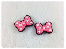 Load image into Gallery viewer, Set of 2 - PVC Resin - Mrs. Mouse - Pink Bow
