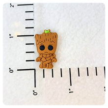 Load image into Gallery viewer, Set of 2 - PVC Resin - Groot - Guardians - Full Body
