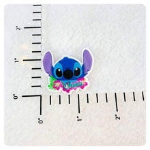 Load image into Gallery viewer, Set of 2 - Planar Resin - Stitch - Ohana
