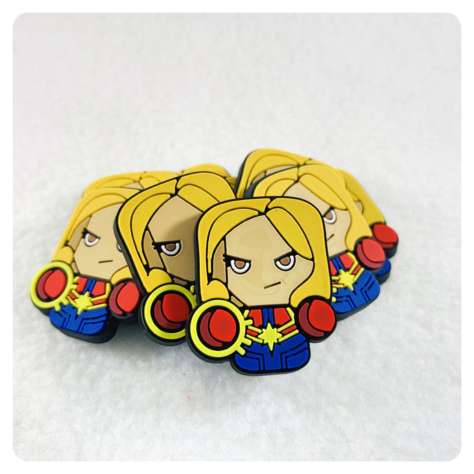 Set of 2 - PVC Resin - Captain Marvel - Avengers