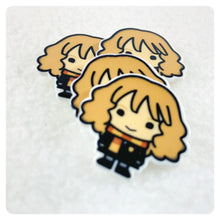 Load image into Gallery viewer, Set of 2 - Planar Resin - HP - Muggle Girl - Hermione
