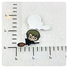 Load image into Gallery viewer, Set of 2 - Planar Resin - HP - Wizard Boy on Broom
