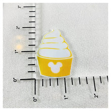 Load image into Gallery viewer, Set of 2 - Planar Resin - Dole Whip - Ice Cream

