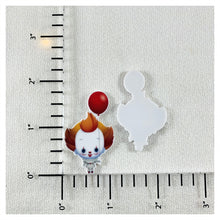 Load image into Gallery viewer, Set of 2 - Planar Resin - Pennywise - IT - Horror Character
