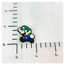Load image into Gallery viewer, Set of 2 - PVC Resin - Luigi - Mario - Video Games
