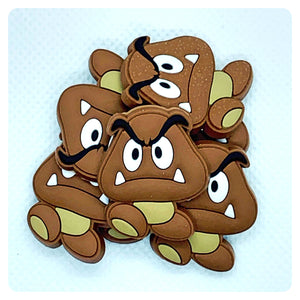 Set of 2 - PVC Resin - Goomba - Mario - Mushroom
