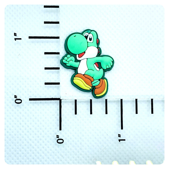 Set of 2 - PVC Resin - Yoshi - Mario - Dinosaur