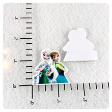 Load image into Gallery viewer, Set of 2 - Planar Resin - Anna and Elsa with Olaf v1
