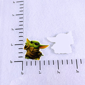 Set of 2 - Planar Resin - The Child - Alien - Mandalorian - Waving