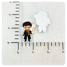 Load image into Gallery viewer, Set of 2 - Planar Resin - HP - Wizard Boy with Owl
