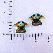 Load image into Gallery viewer, Set of 2 - Planar Resin - The Child - Alien -Frog
