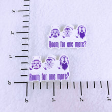 Load image into Gallery viewer, Set of 2 - Planar Resin - Hitchhiking Ghosts - Haunted Mansion - Purple

