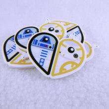 Load image into Gallery viewer, Set of 2 - Planar Resin - SW - Droids - BB8 - R2D2 - Heart
